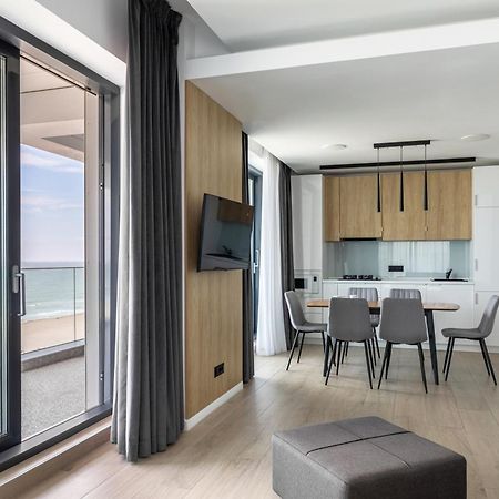 Sea On Mamaia Apartment Bagian luar foto