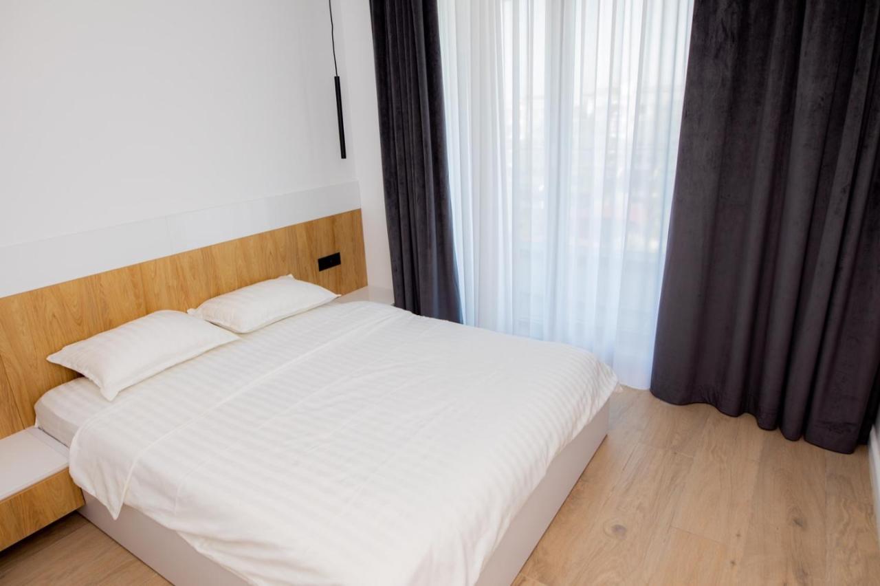 Sea On Mamaia Apartment Bagian luar foto